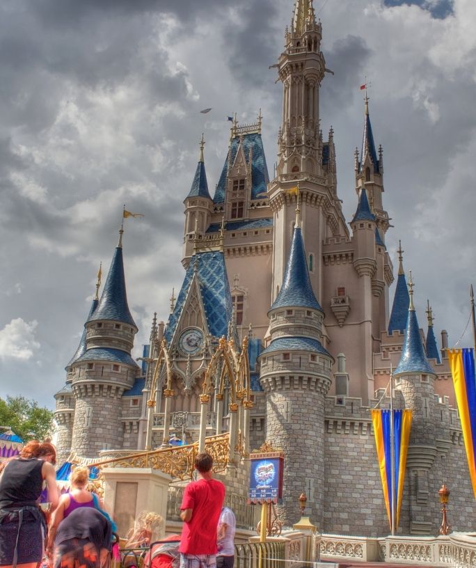 rain clouds overhead on a rainy day at disney world