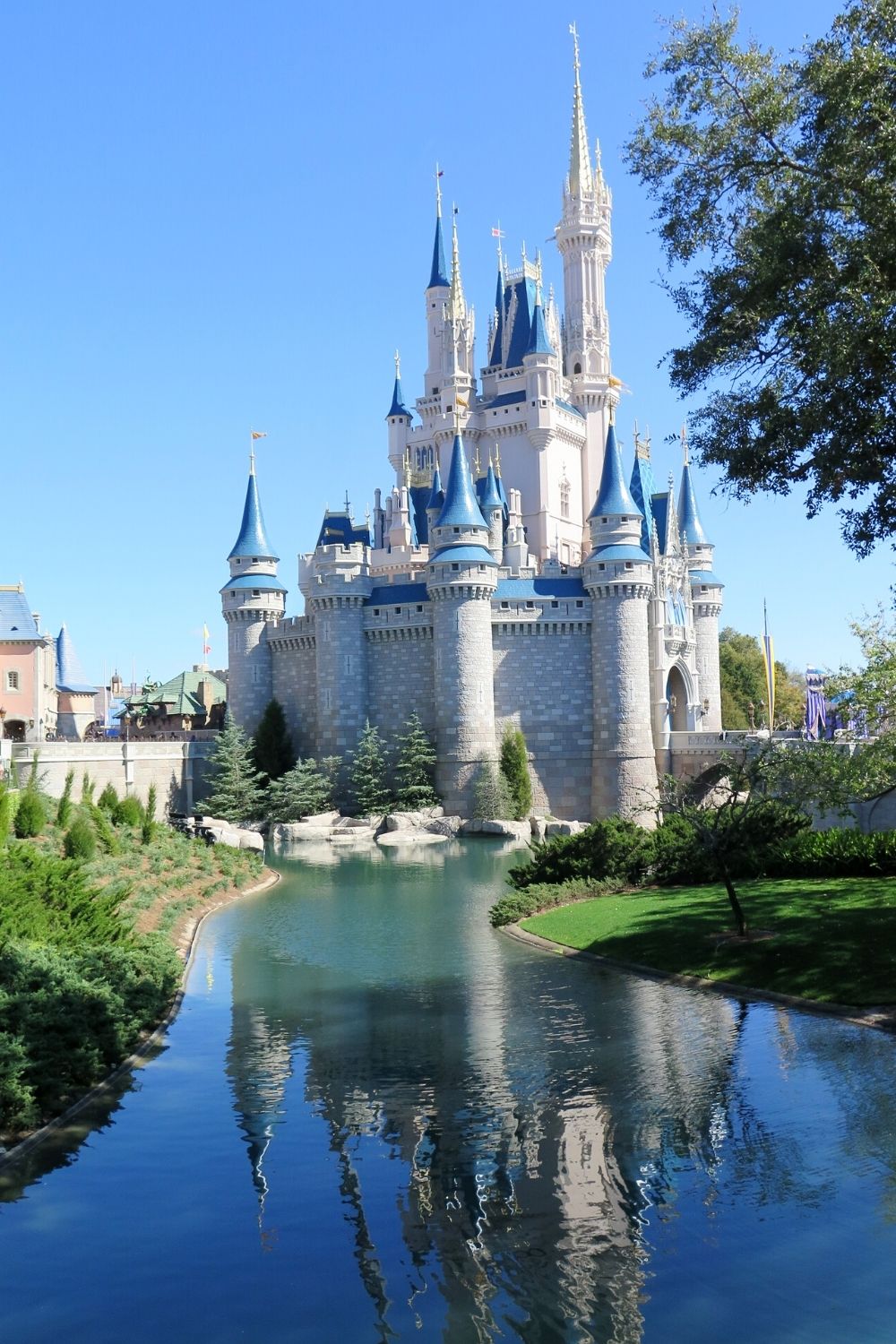 Cinderella's Castle at Magic Kingdom