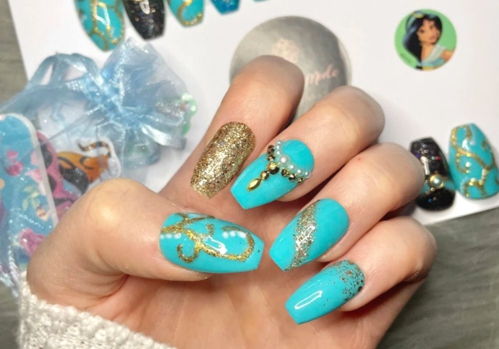 Princess Jasmin themed Disney press-on nails