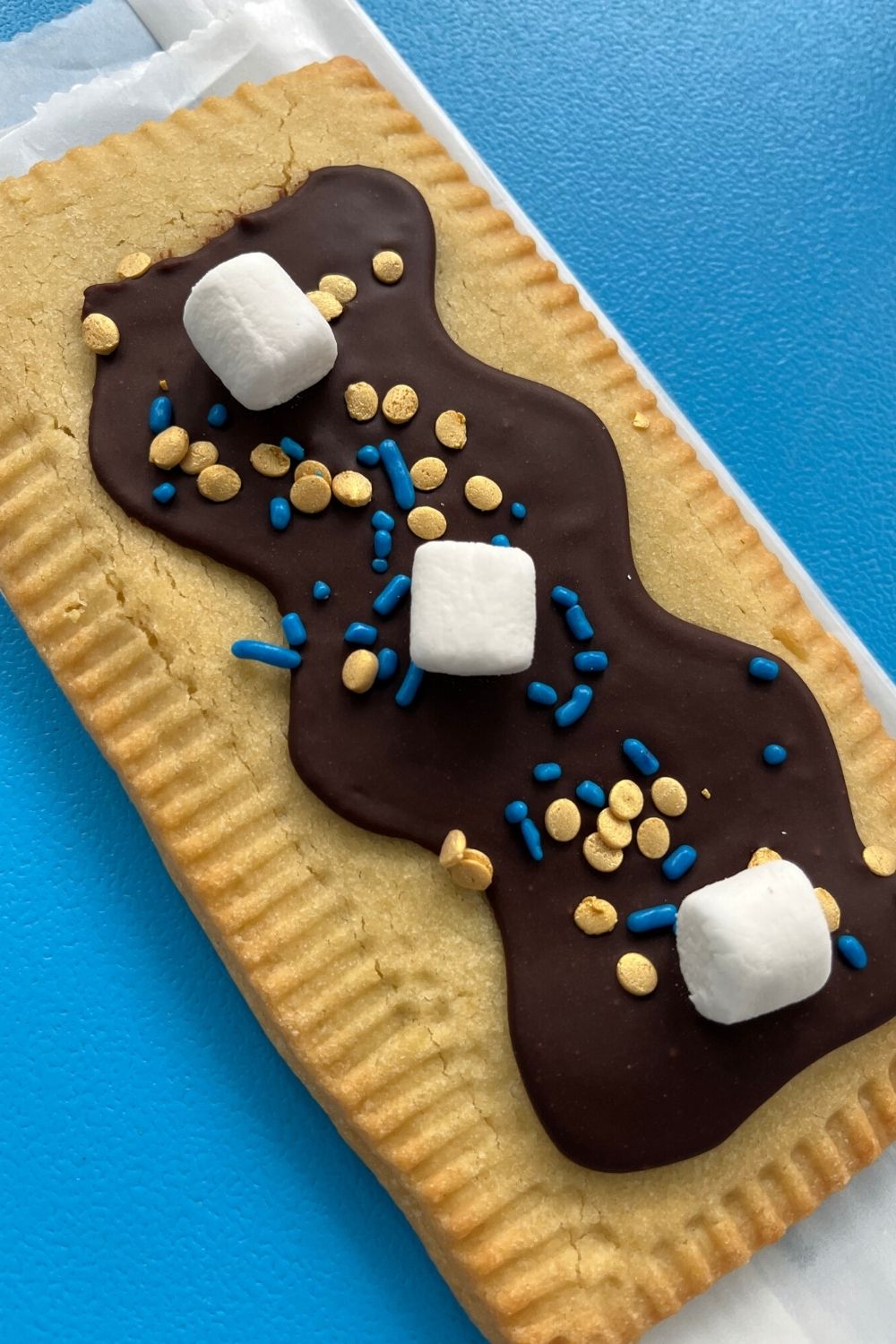 lunch box tart served for breakfast at Woody's Lunch Box in Hollywood Studios