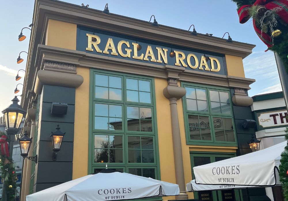 raglan road irish pub, which serves brunch at disney springs